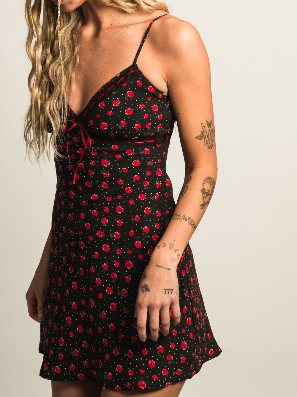 PRINCESS POLLY KARENA MINI FLORAL DRESS - BLACK