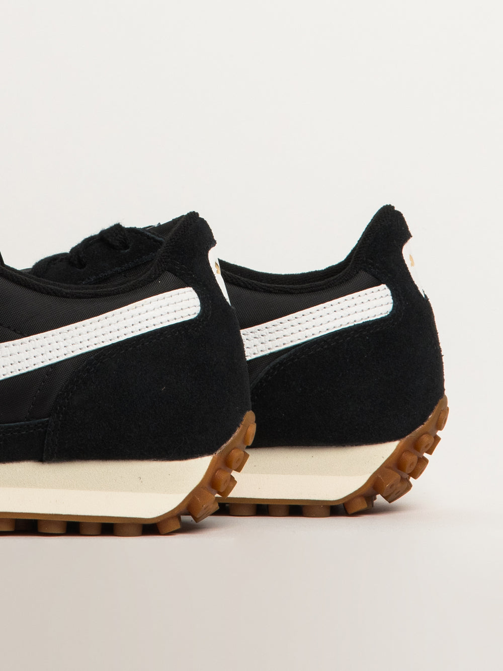 MENS PUMA EASY RIDER VINTAGE SNEAKER - BLACK/WHITE