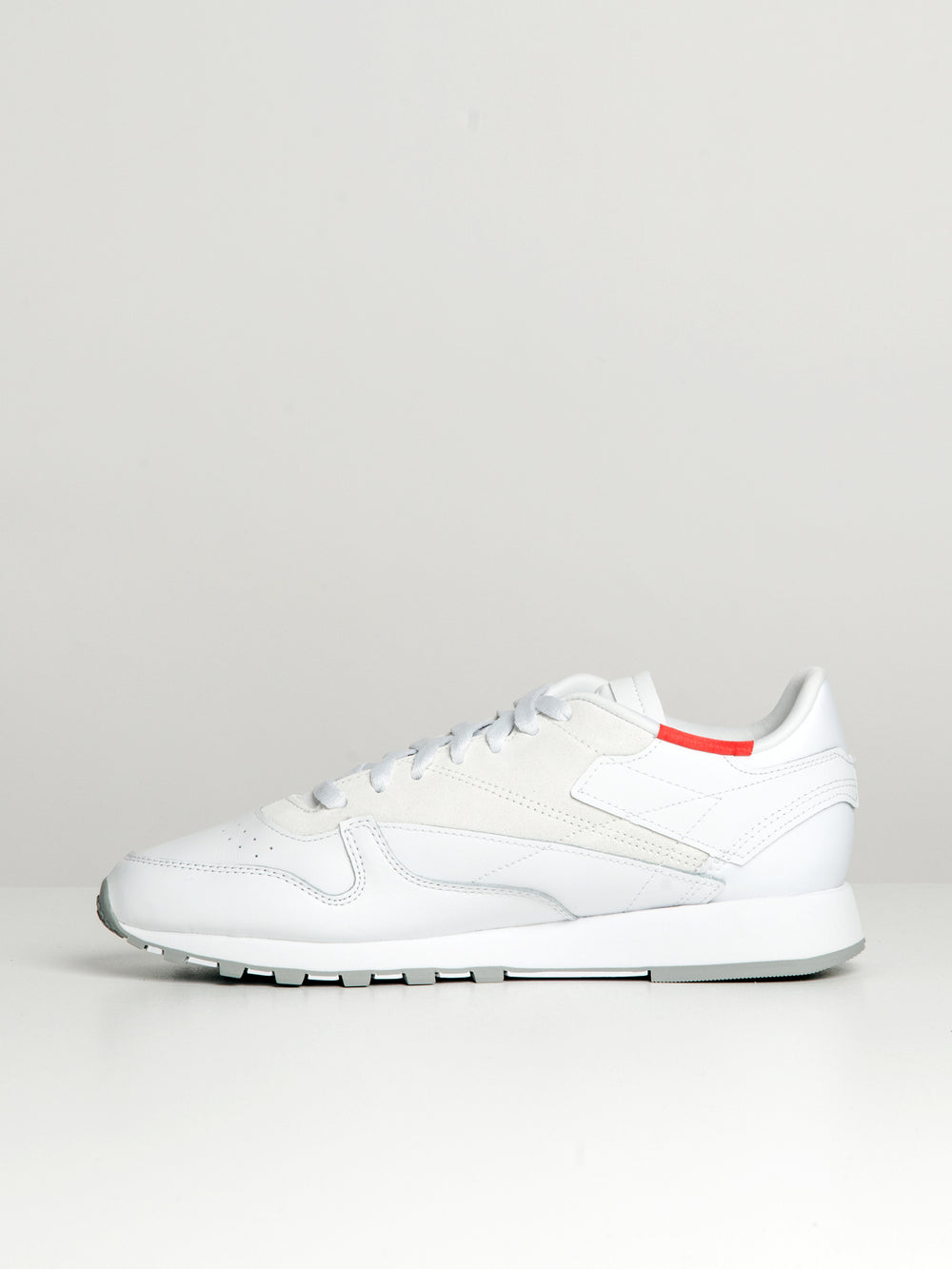 MENS REEBOK CLASSIC LEATHER SNEAKERS - CLEARANCE