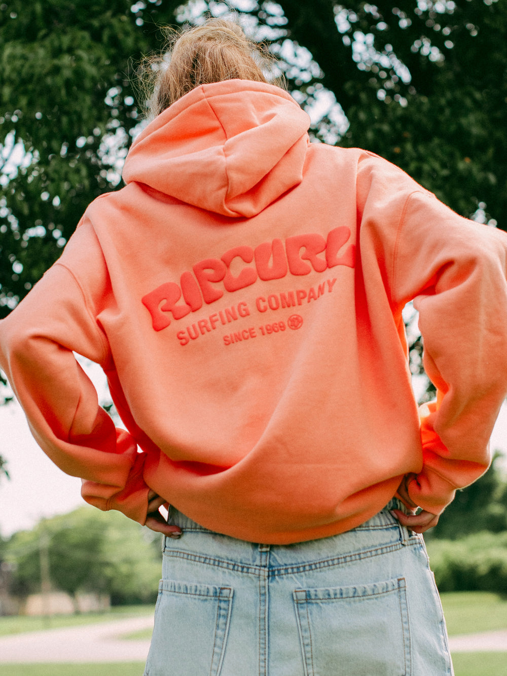 RIP CURL SURF PUFF HERITAGE HOODIE - PAPAYA