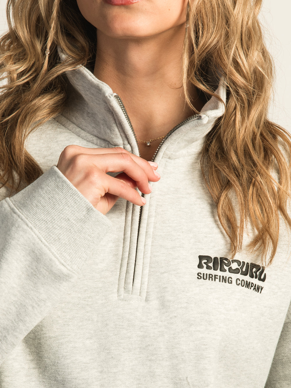 RIP CURL SURF PUFF QUARTER ZIP - GREY