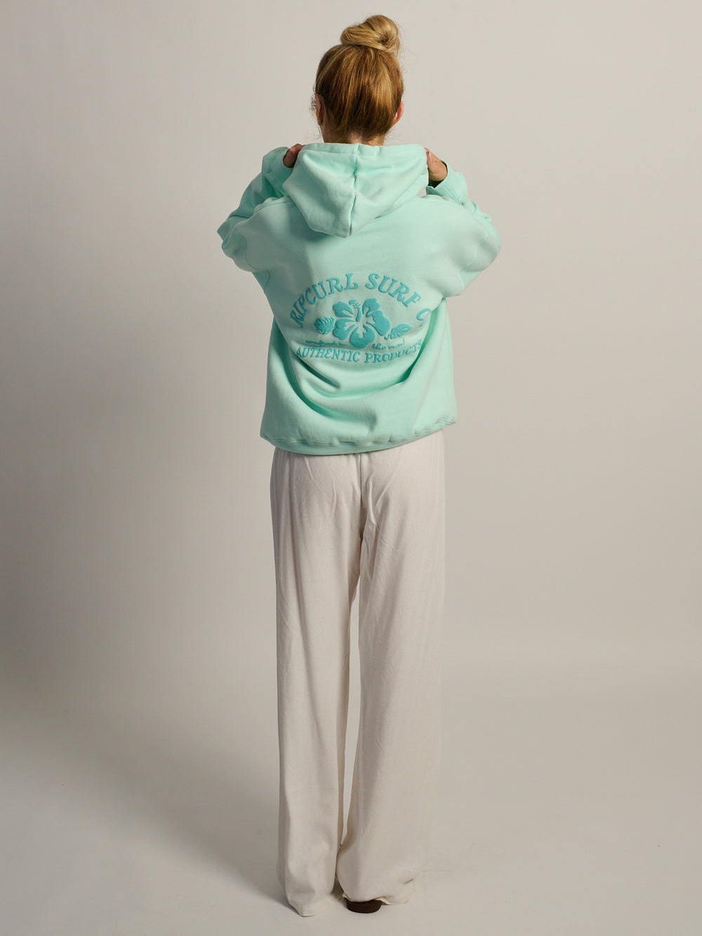 RIP CURL SURF PUFF HERITAGE HOODIE - LIGHT BLUE