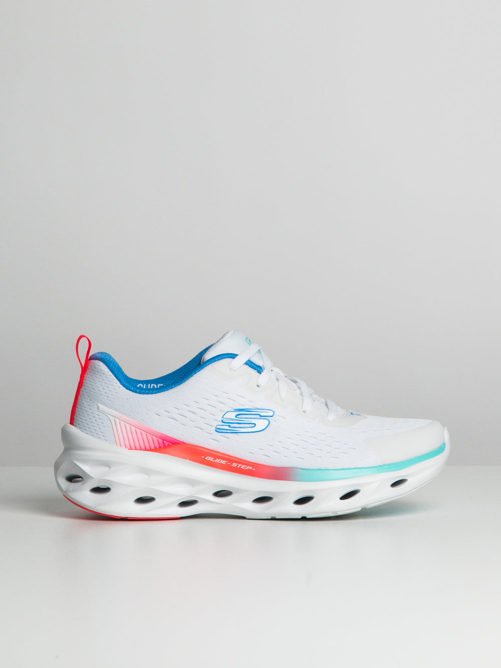 WOMENS SKECHERS GLIDE STEP SWIFT - CLEARANCE