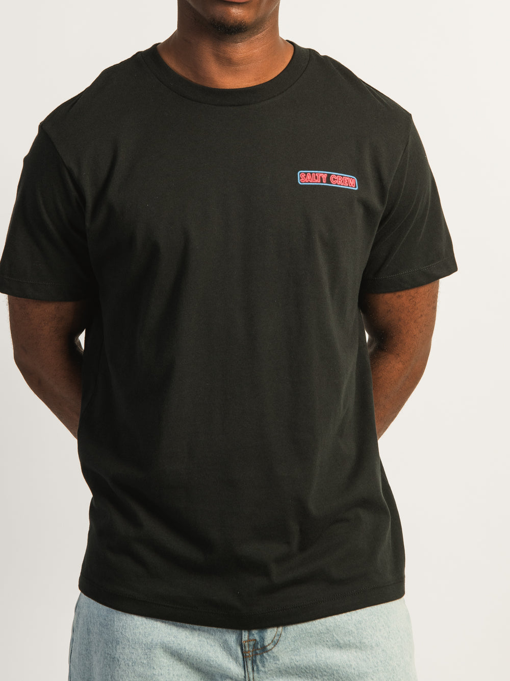 T-SHIRT SALTY CREW NEON SIGN