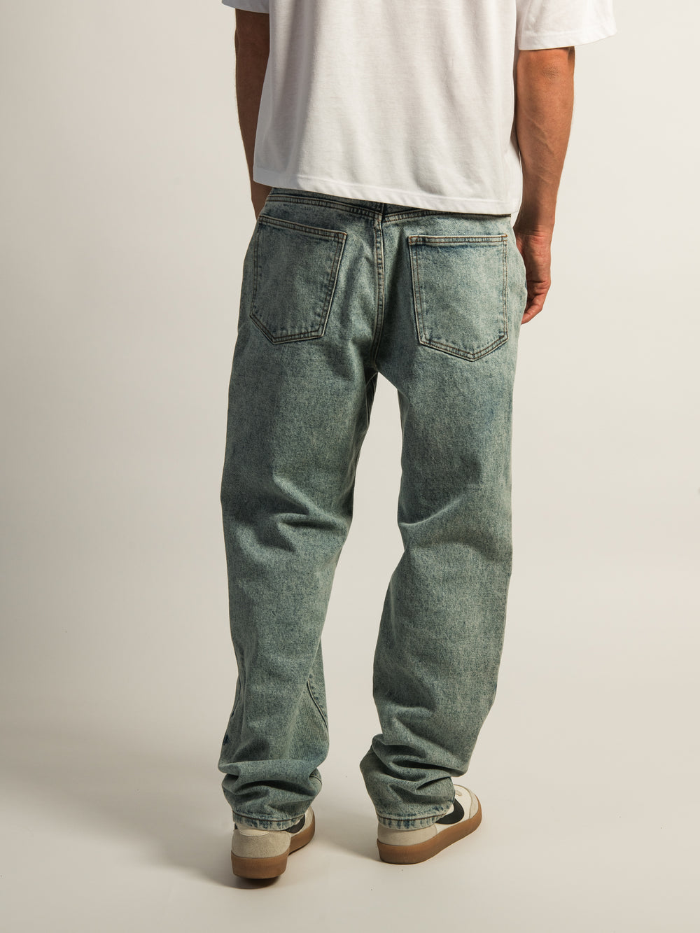 TAINTED LOOSE FIT DENIM - LIGHT WASH DENIM