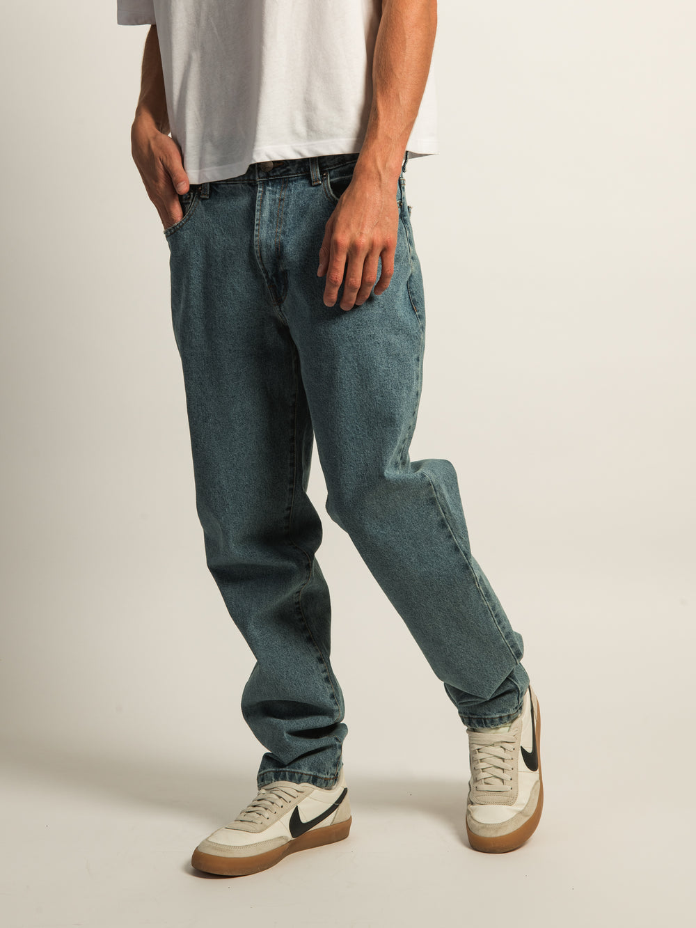 TAINTED LOOSE FIT DENIM - MID WASH