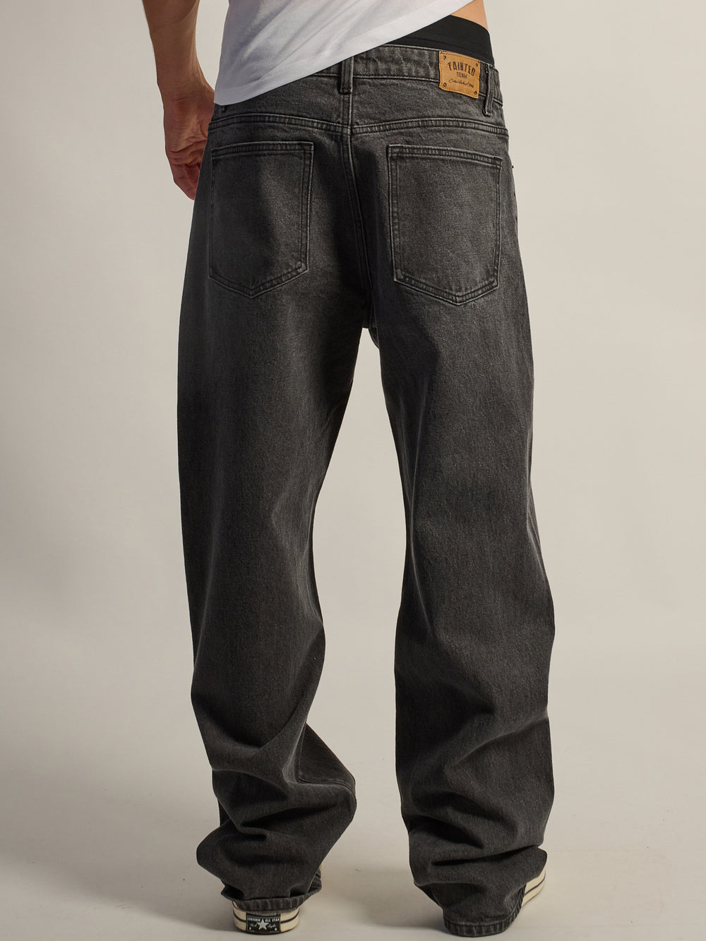 JEAN COUPE BAGGY TAINTED - DÉLAVAGE NOIR VINTAGE