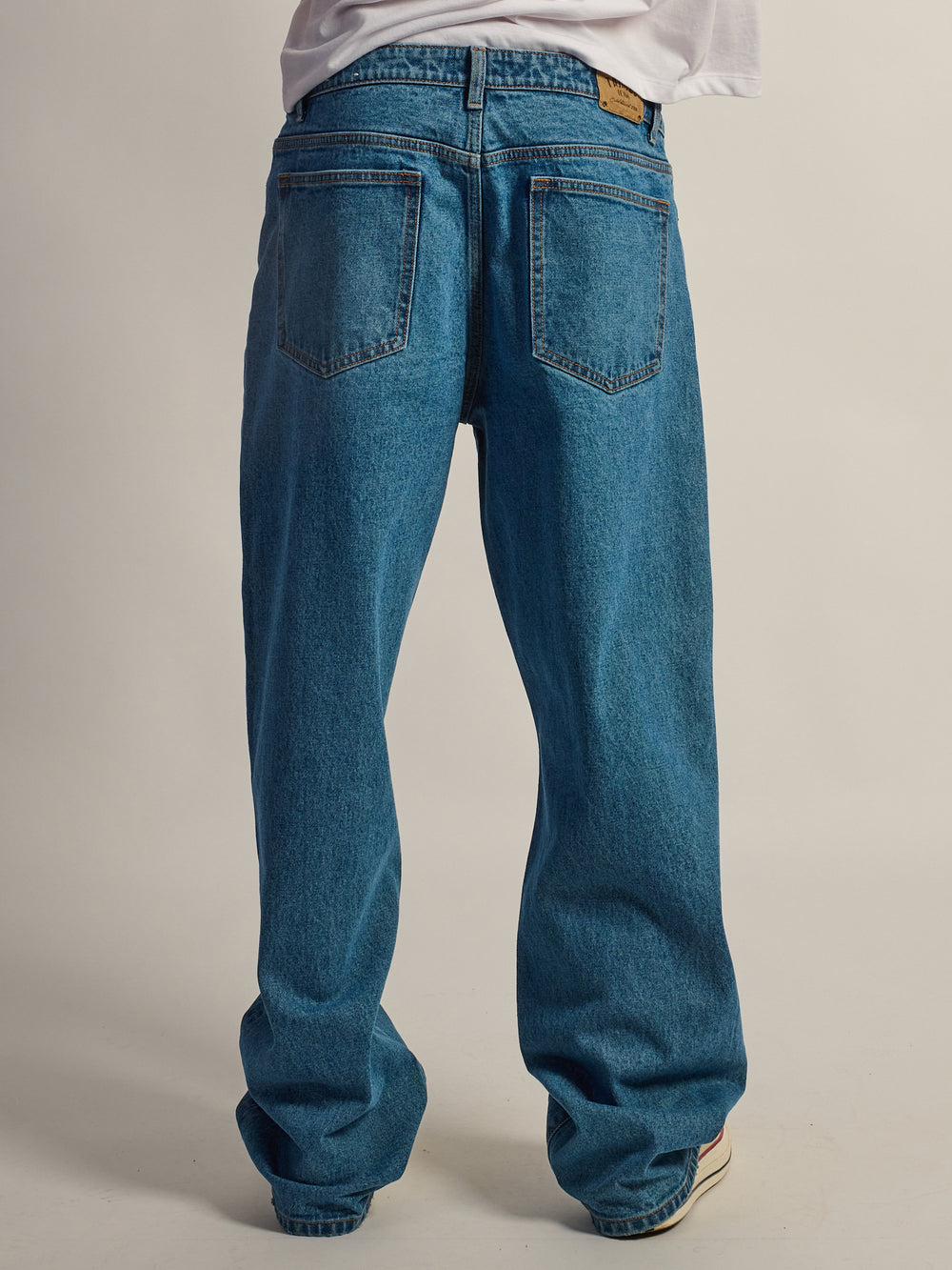 DENIM COUPE BAGGY TACHÉ - DÉLAVAGE MOYEN