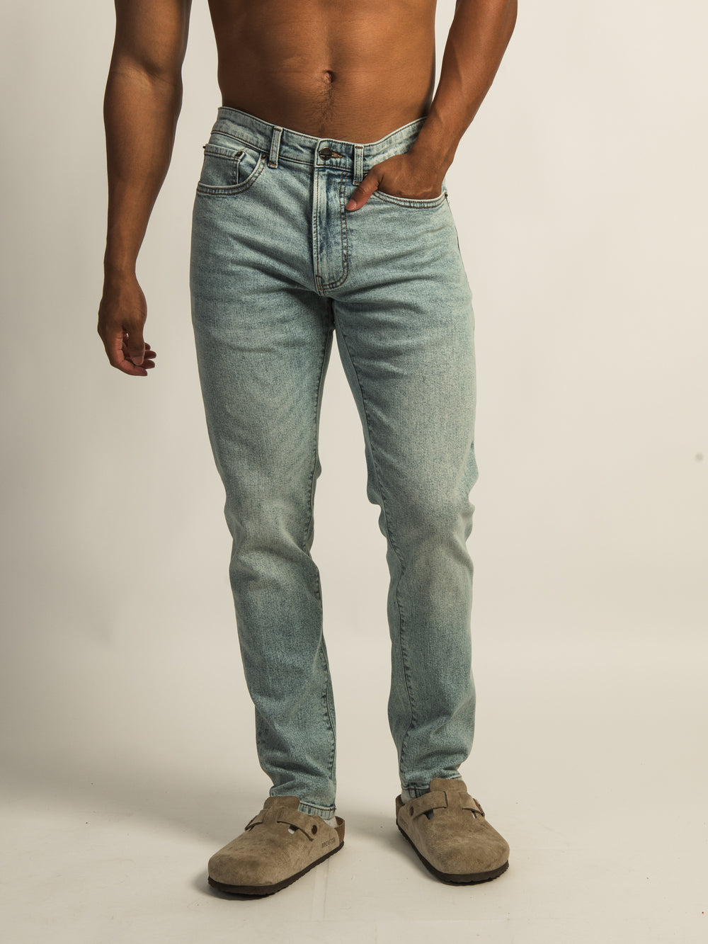 TAINTED ATHLETIC FIT DENIM - LIGHT WASH DENIM