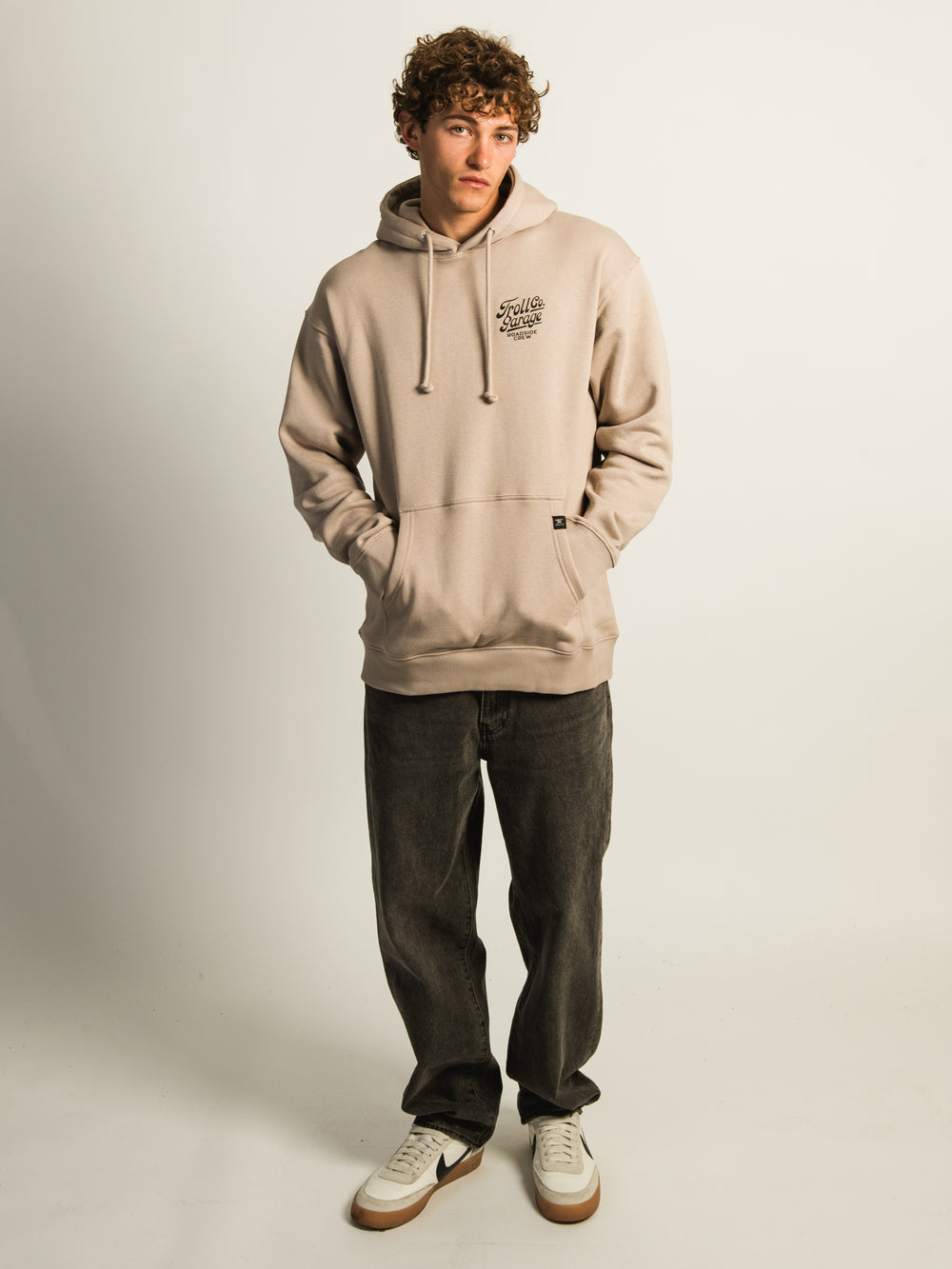 TROLL CO. ROADSIDE CREW PULL OVER HOODIE