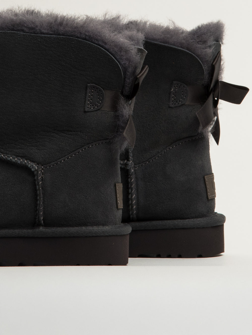 UGG WOMENS UGG MINI BAILEY BOW - Boathouse