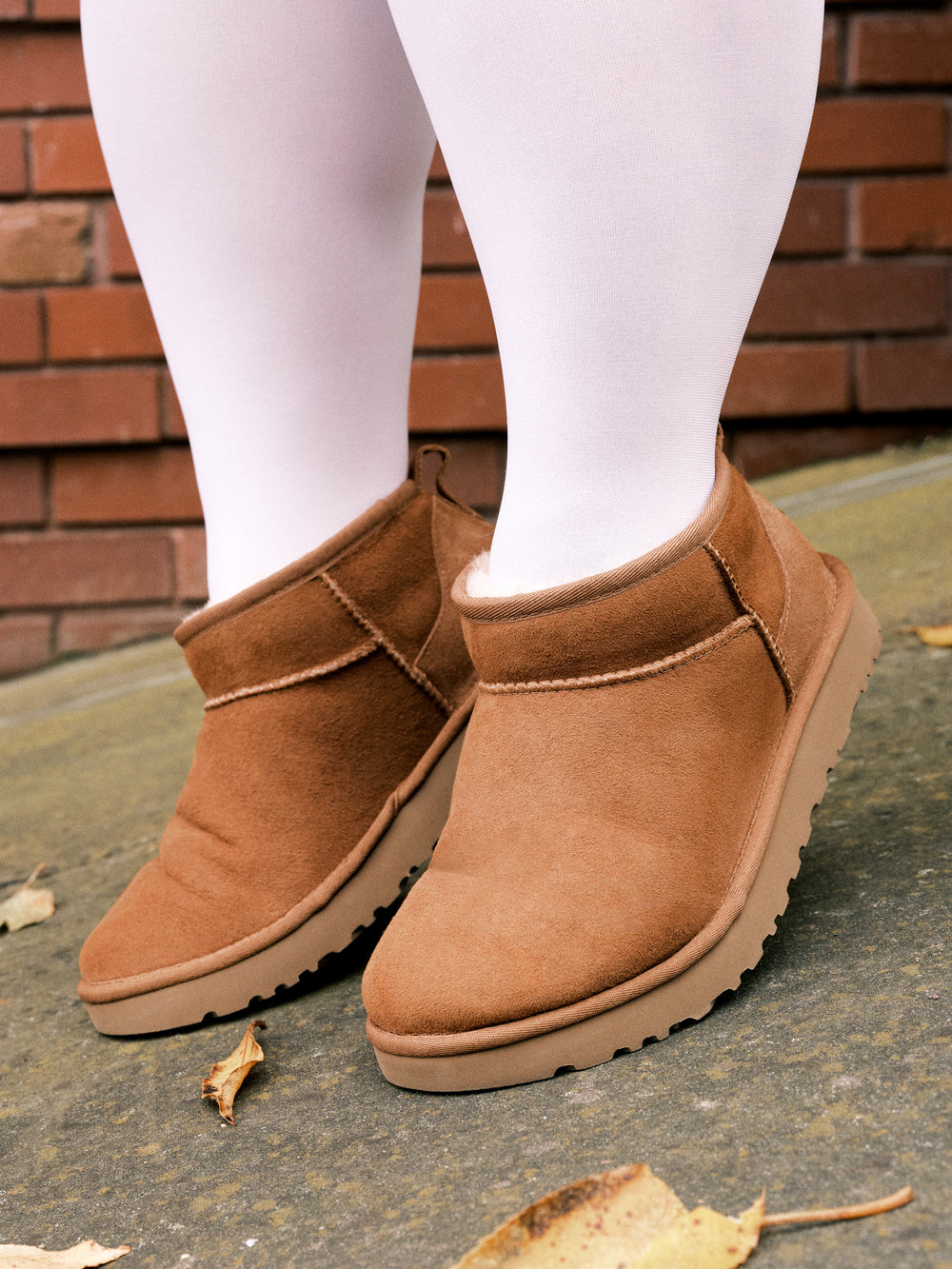 WOMENS UGG CLASSIC ULTRA MINI BOOT - CHESTNUT