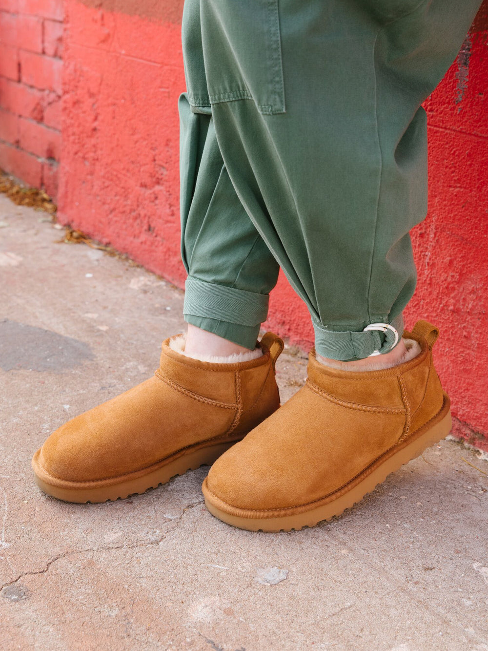 BOTTES CLASSIC ULTRA MINI POUR FEMME