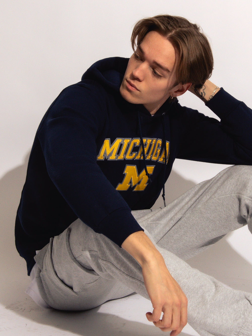 NCAA MICHIGAN PULLOVER HOODIE