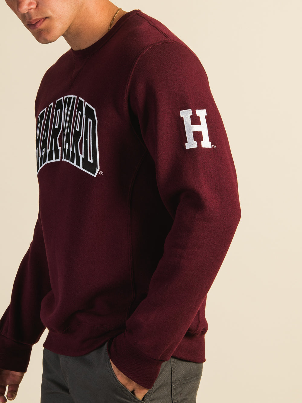 ÉQUIPAGE BRODÉ À MANCHES HARVARD NCAA