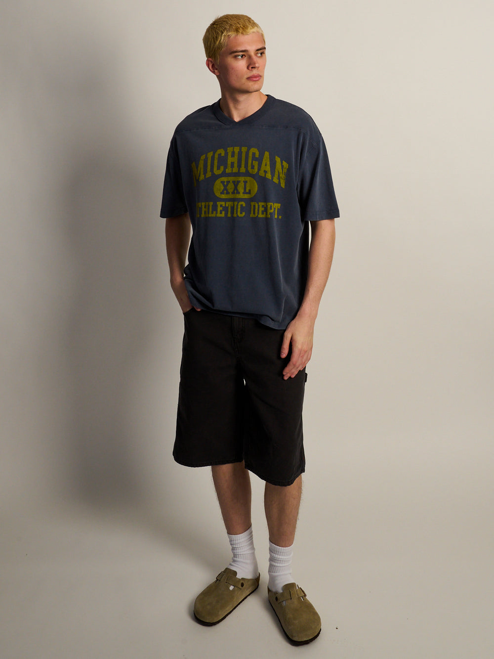 MICHIGAN XXL FOOTBALL TEE
