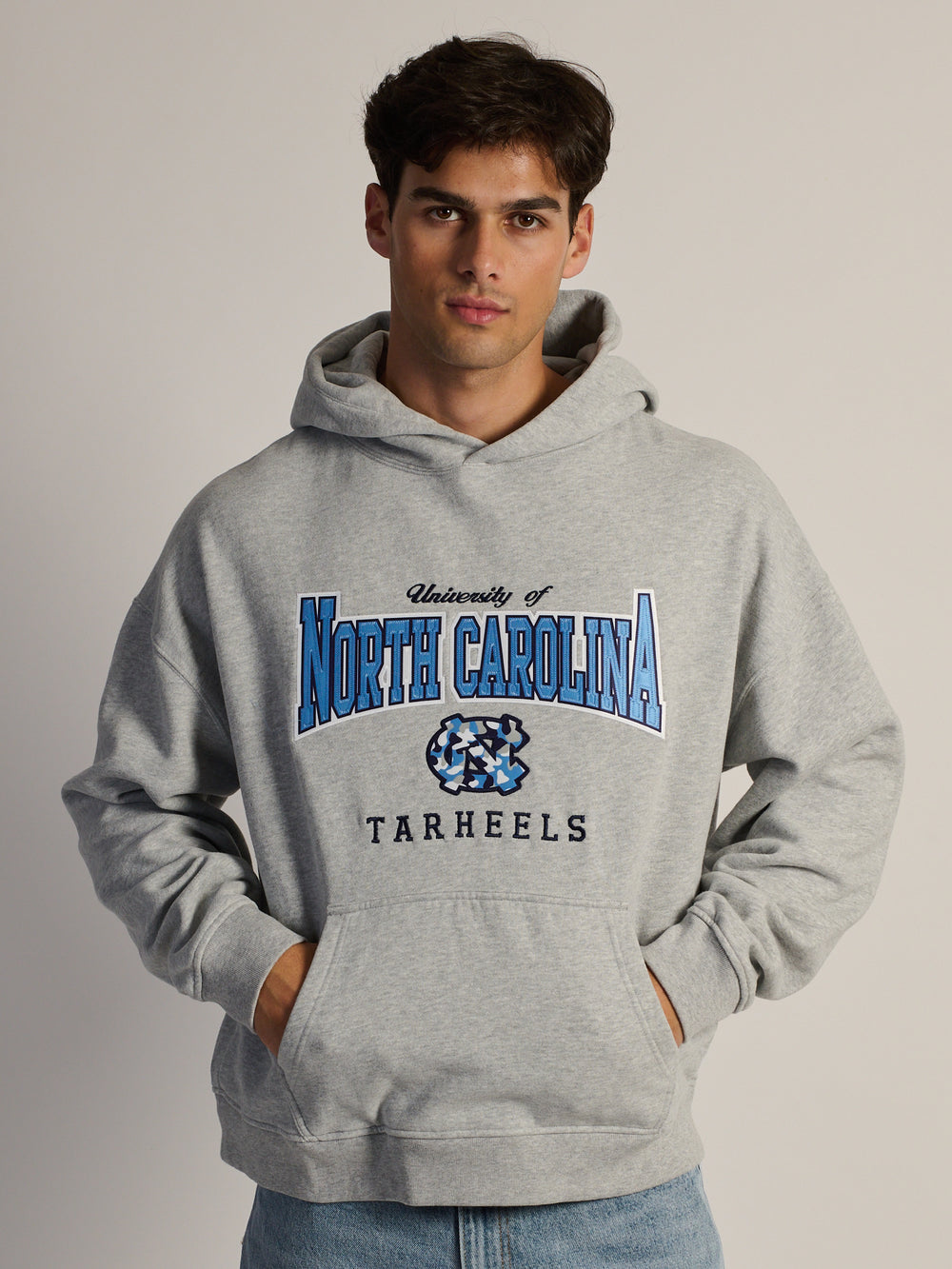 HOODIE NORTH CAROLINA RELAXED CAMO LOGO