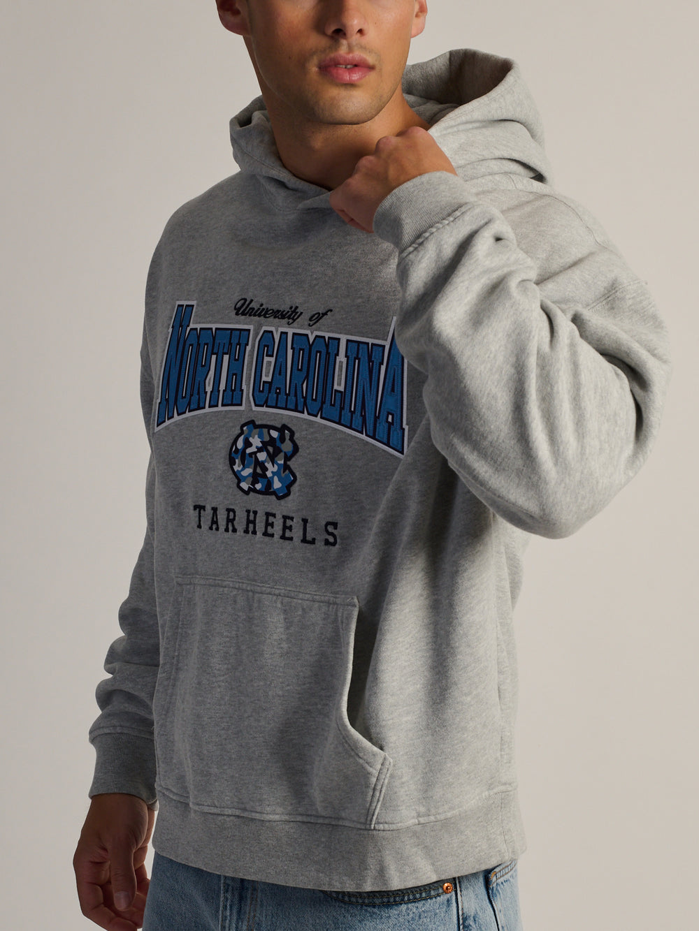 HOODIE NORTH CAROLINA RELAXED CAMO LOGO