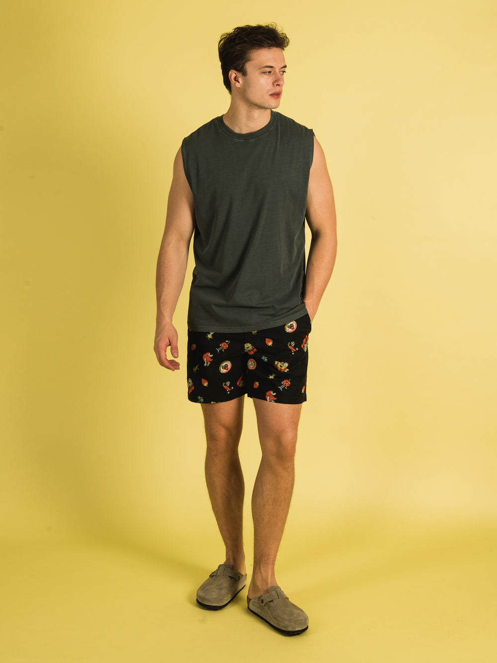 VANS RANGE RELAXED ELASTIC SHORT - CLEARANCE