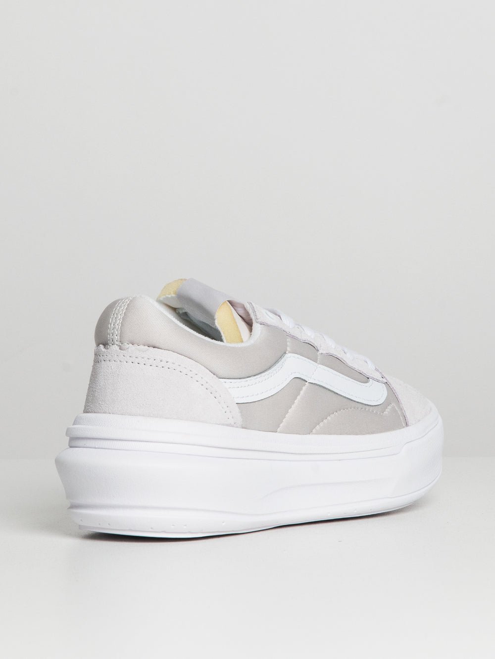 WOMENS VANS COMFYCUSH OLD SKOOL OVERT - CLEARANCE