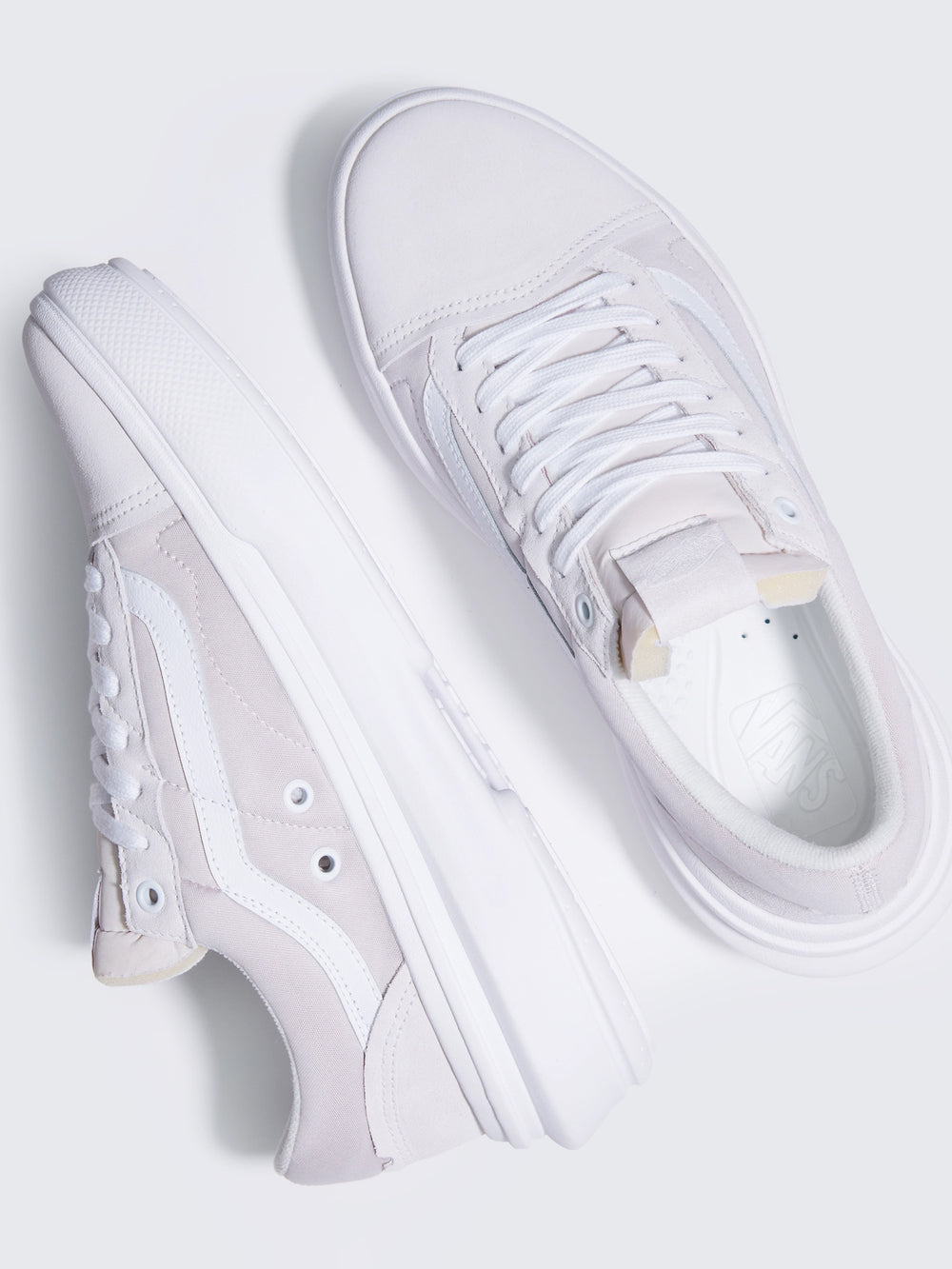 WOMENS VANS COMFYCUSH OLD SKOOL OVERT - CLEARANCE