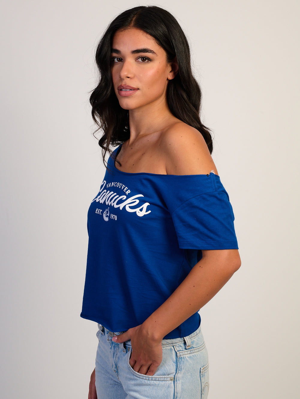 THE WILD COLLECTIVE NHL VANCOUVER CANUCKS TEE