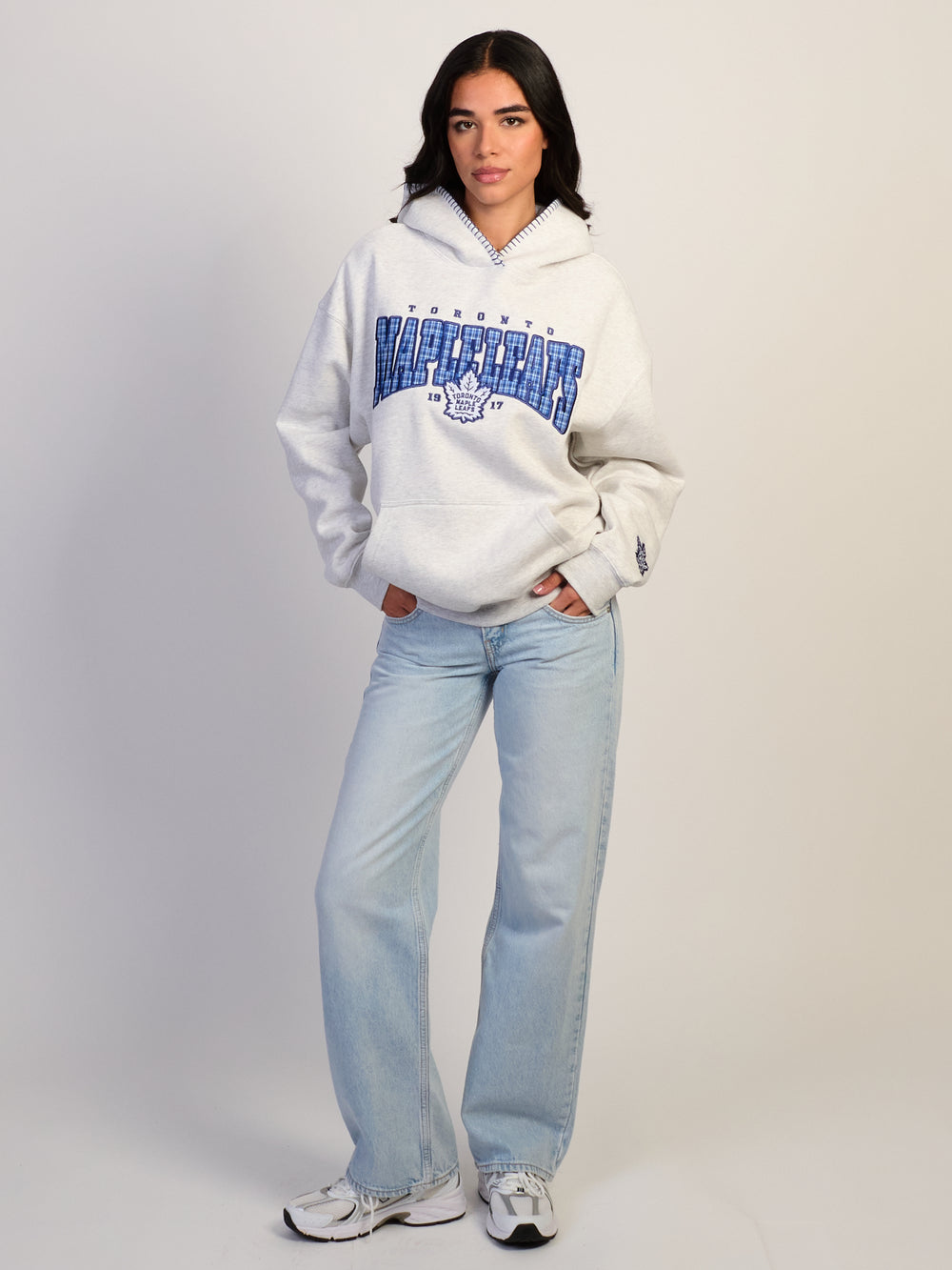 THE WILD COLLECTIVE NHL TORONTO MAPLE LEAFS HOODIE