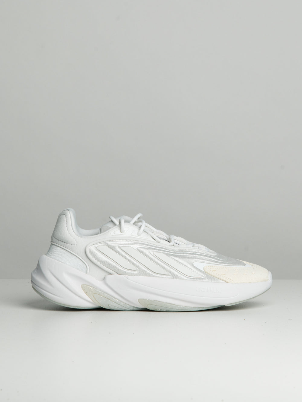 WOMENS ADIDAS OZELIA SNEAKERS - WHITE/WHITE - CLEARANCE