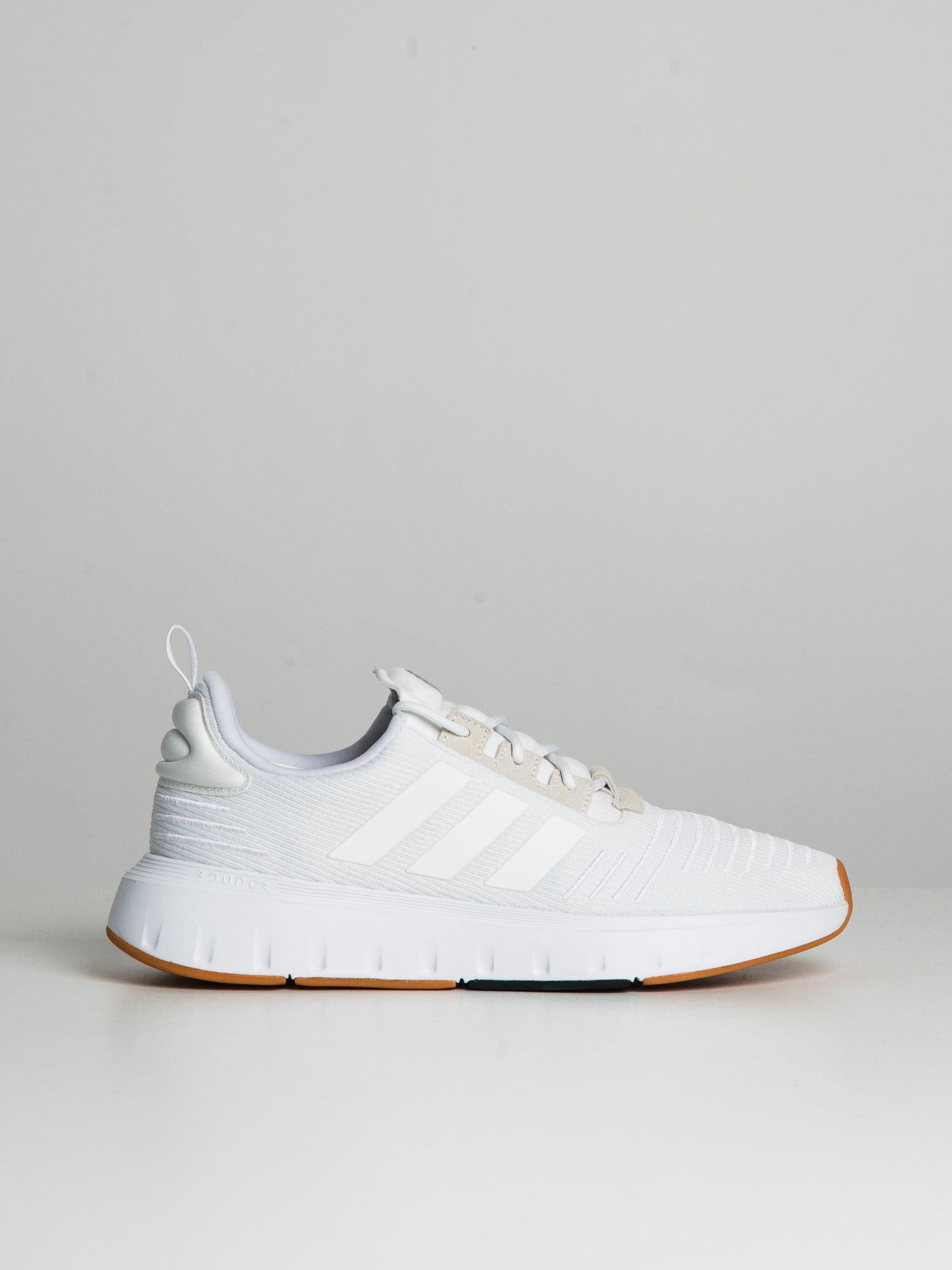 Nike swift clearance run white