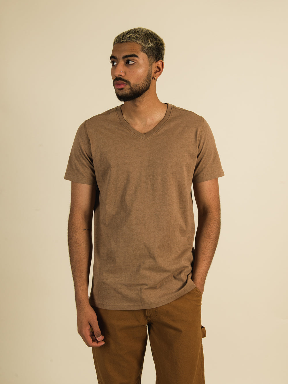 VICTOR VNECK T-SHIRT  - CLEARANCE