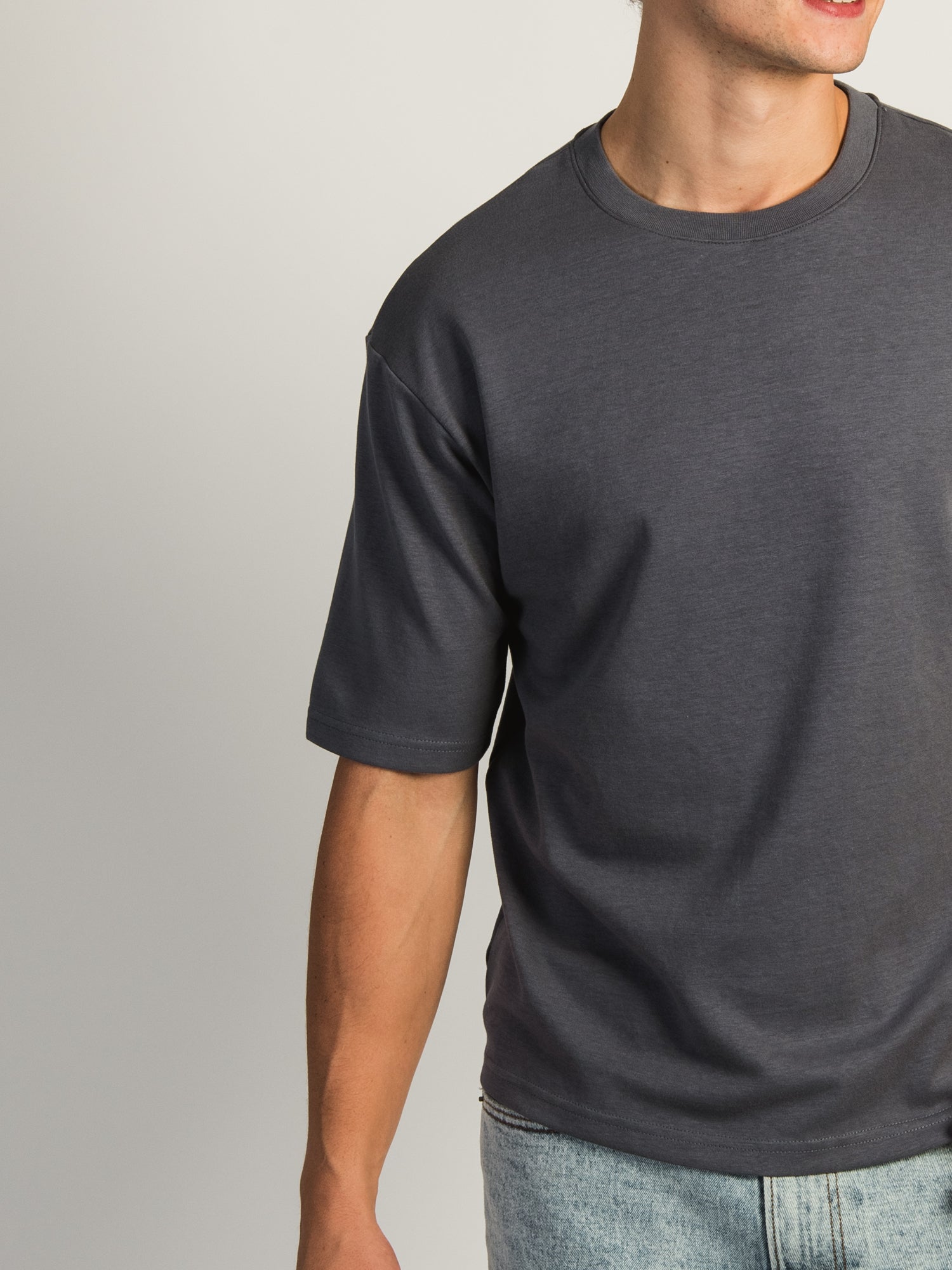 T-SHIRT BOXY FIT - DUSTY BLUE