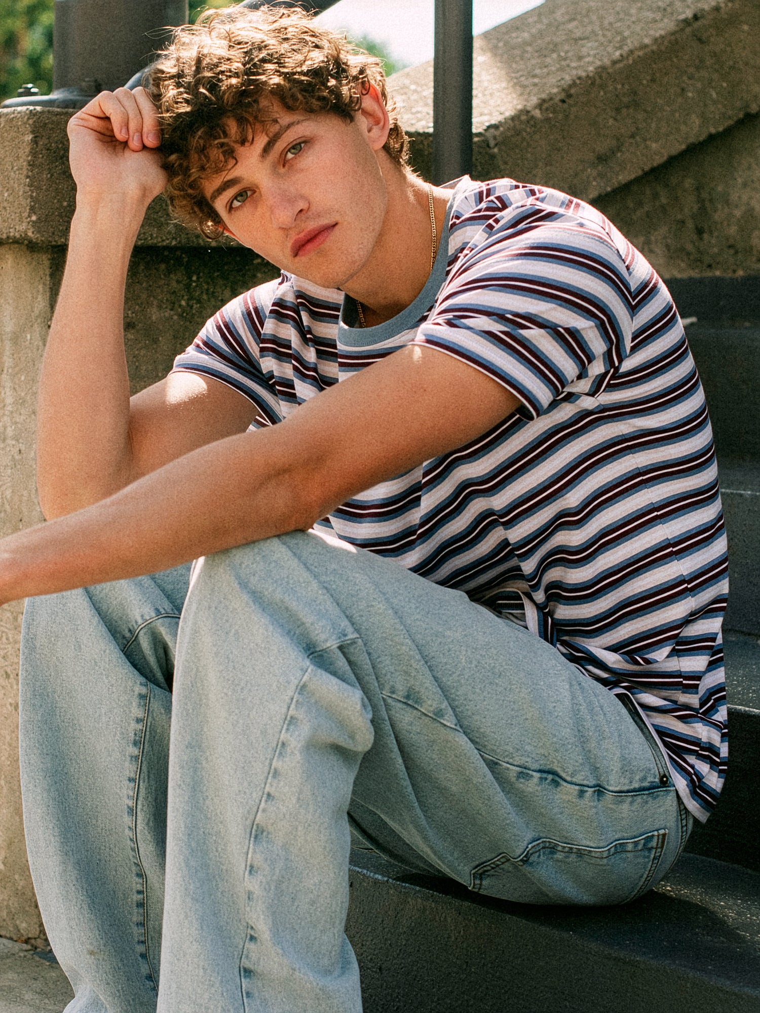 VICTOR CREWNECK - STRIPE