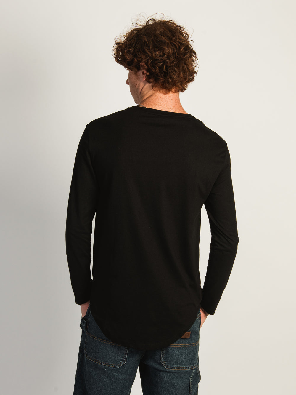 T-SHIRT LONGUES MANCHES VICTOR LONGLINE - NOIR