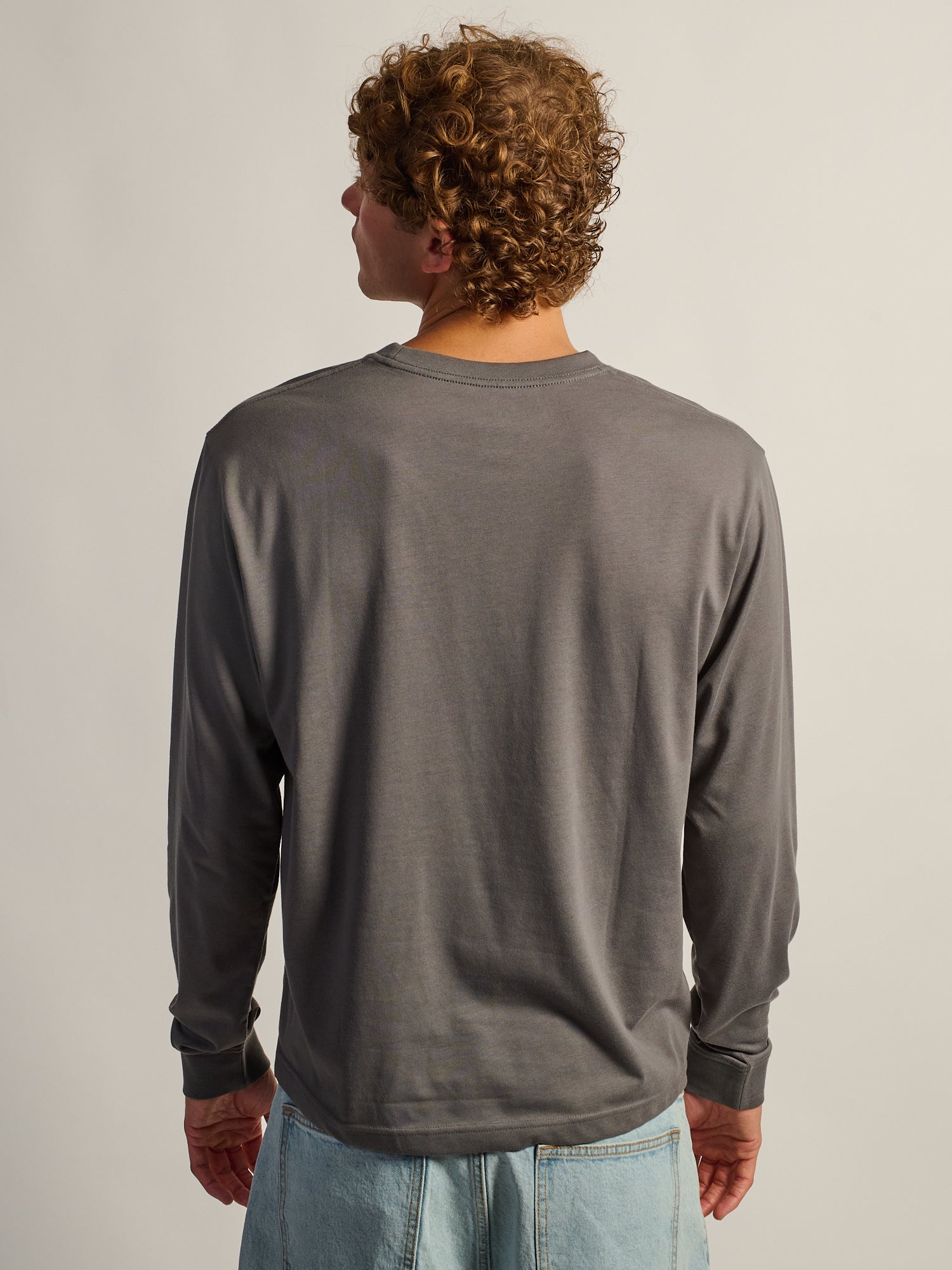 LONG SLEEVE TEE - CHARCOAL