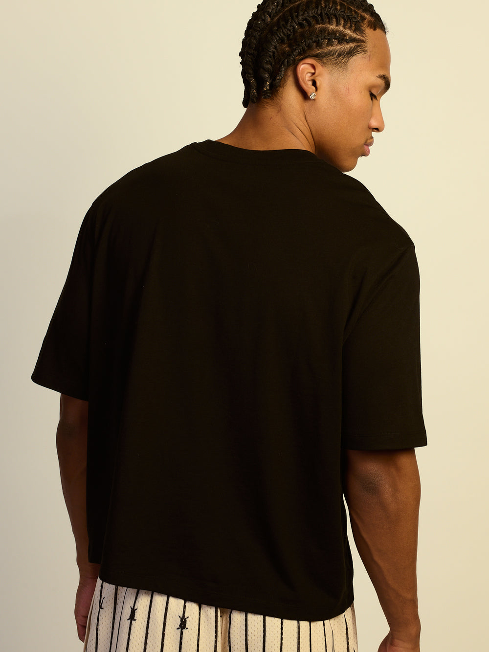 KOLBY SHORT CUT TEE - BLACK