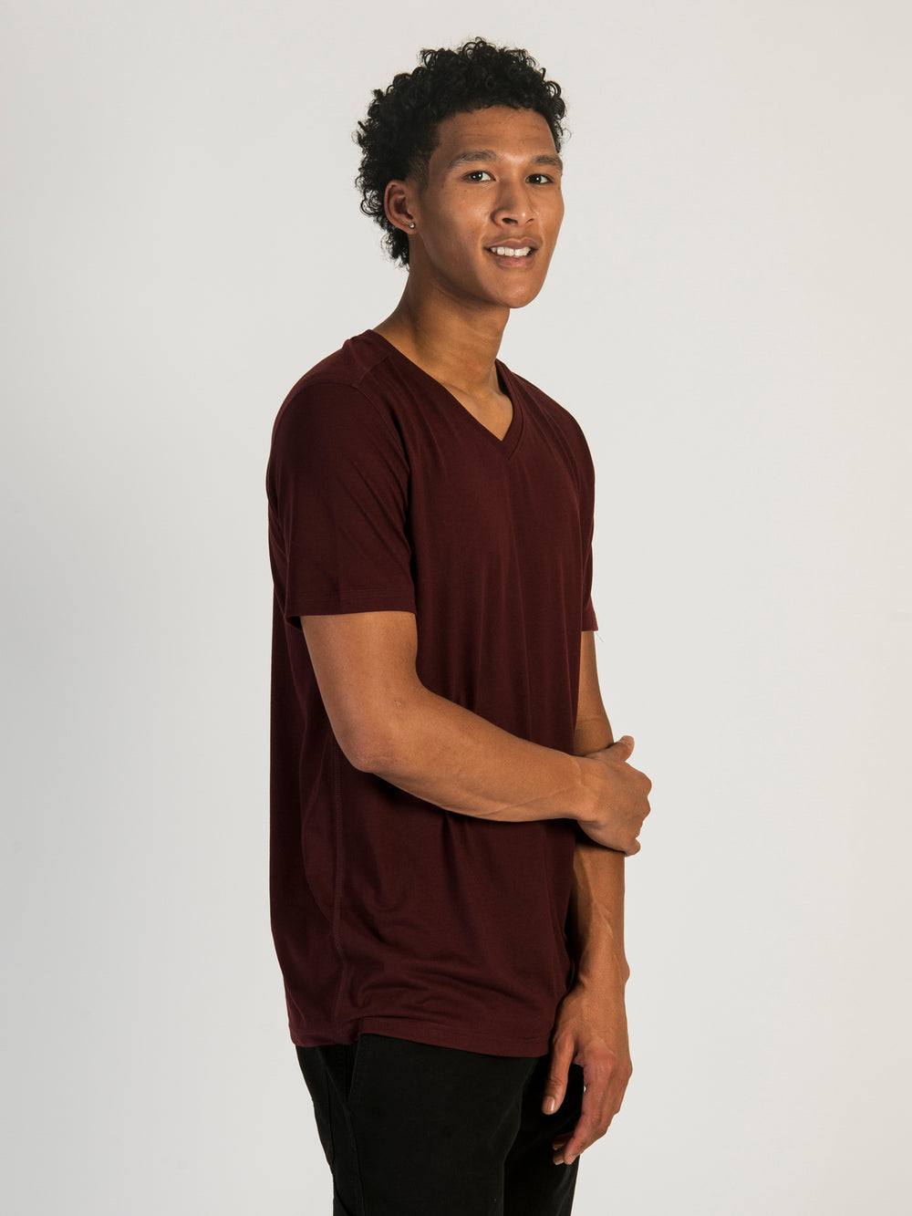 VICTOR V-NECK TEE - PORTO