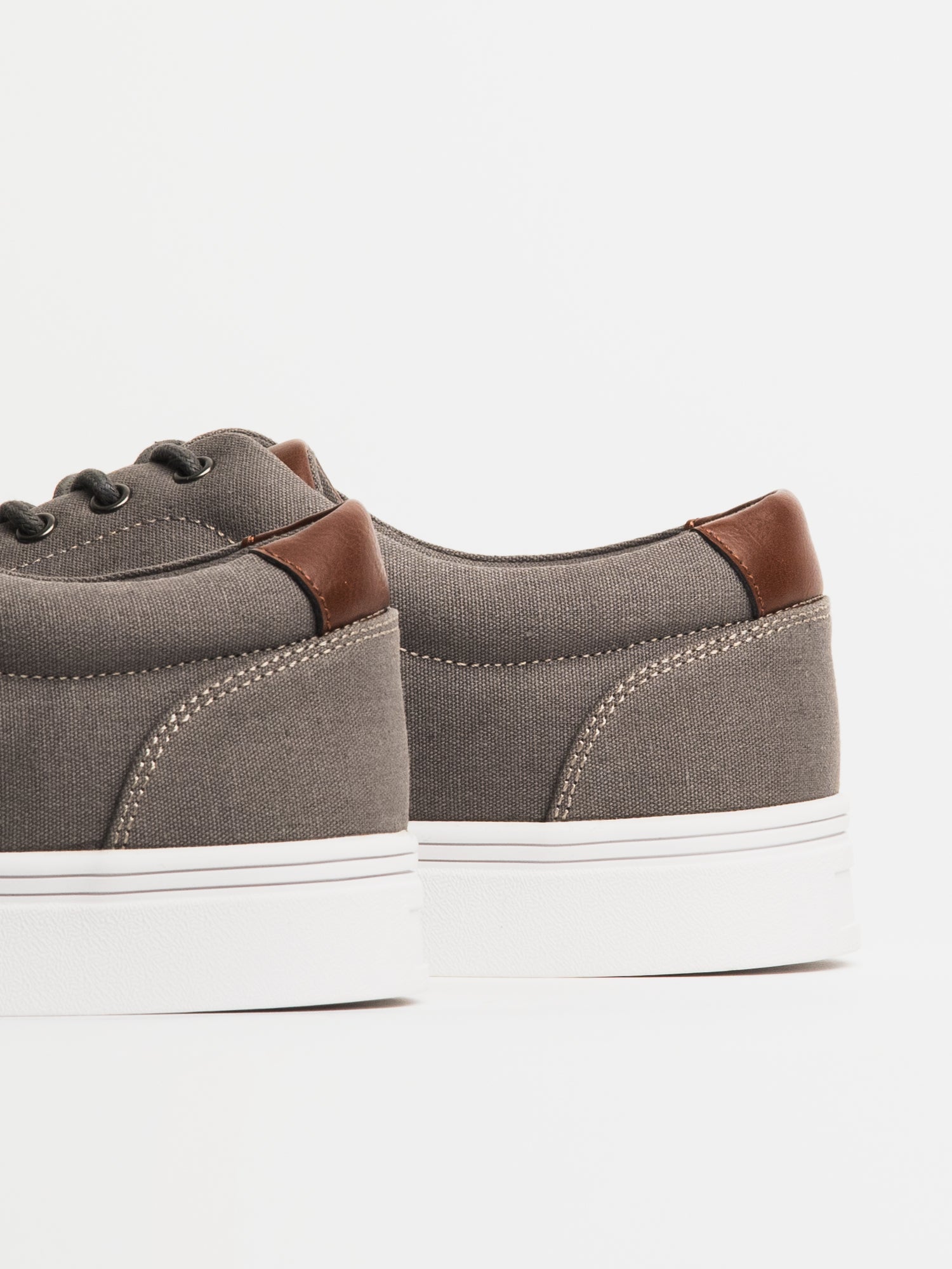 MENS BLACKWELL NICOLAS - GREY CLEARANCE