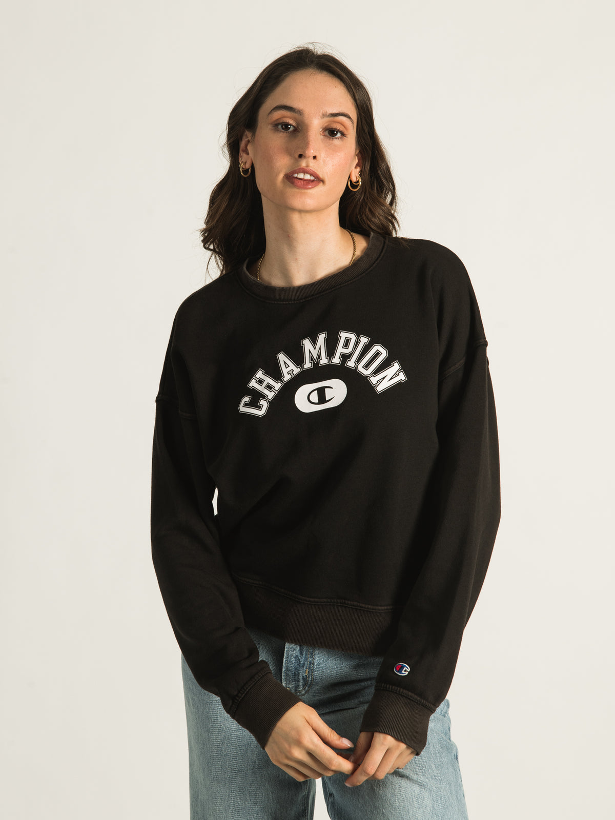 Black champion sale sweatshirt women