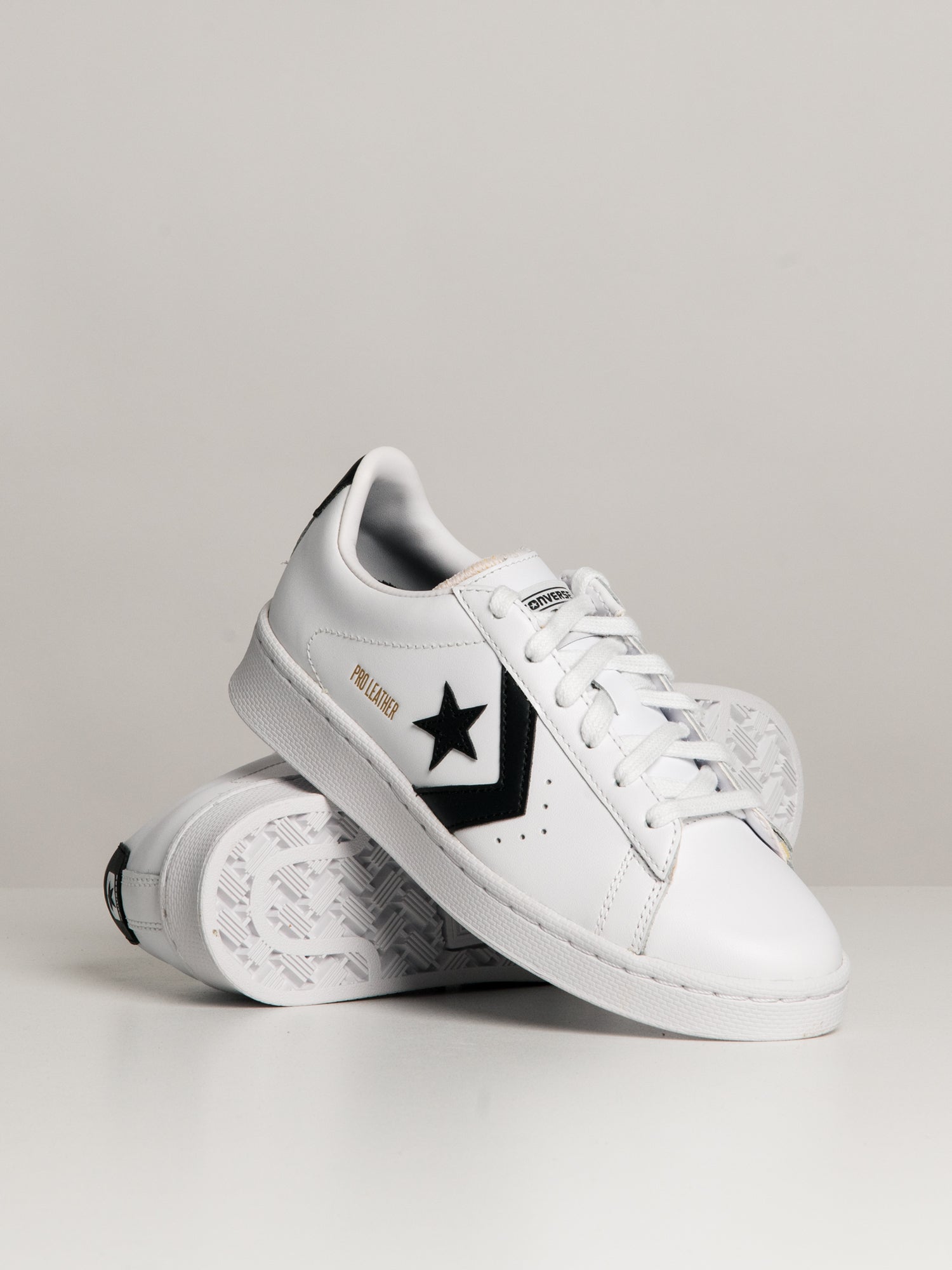 WOMENS CONVERSE PRO LEATHER OX SNEAKER - CLEARANCE