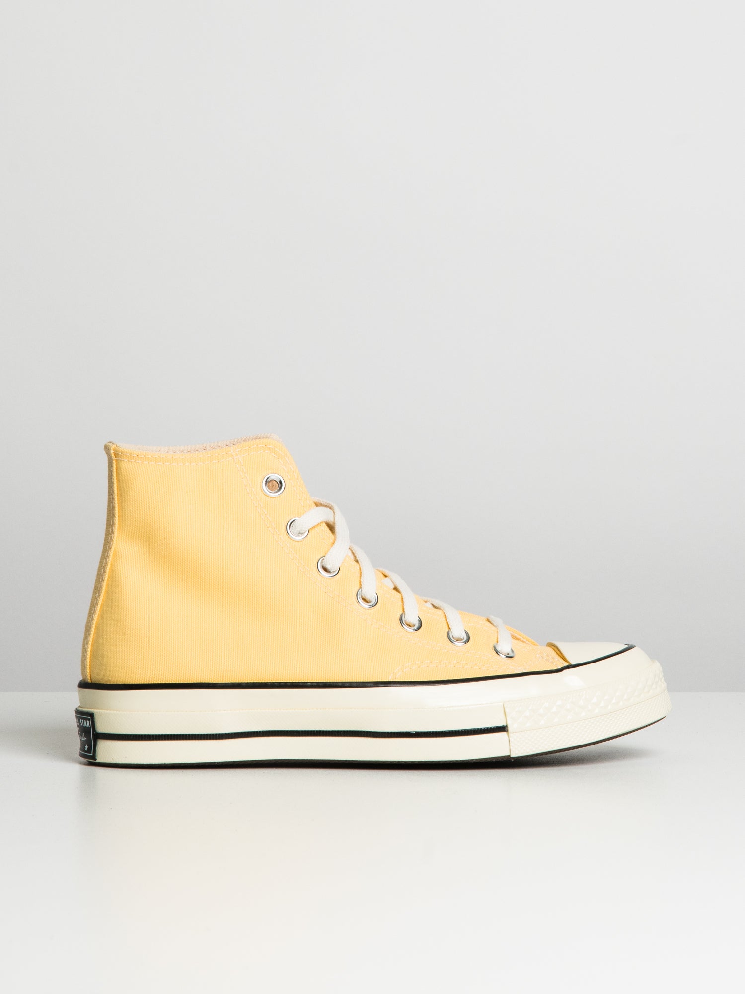 Yellow converse store womens