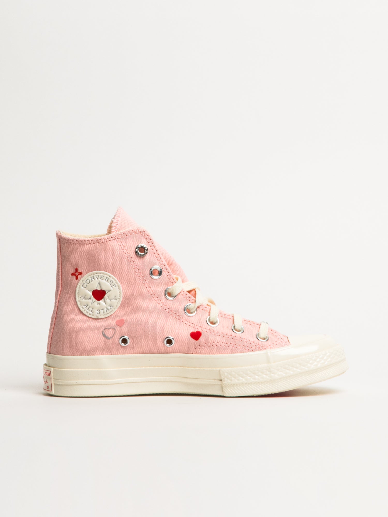 Converse with hearts store women's