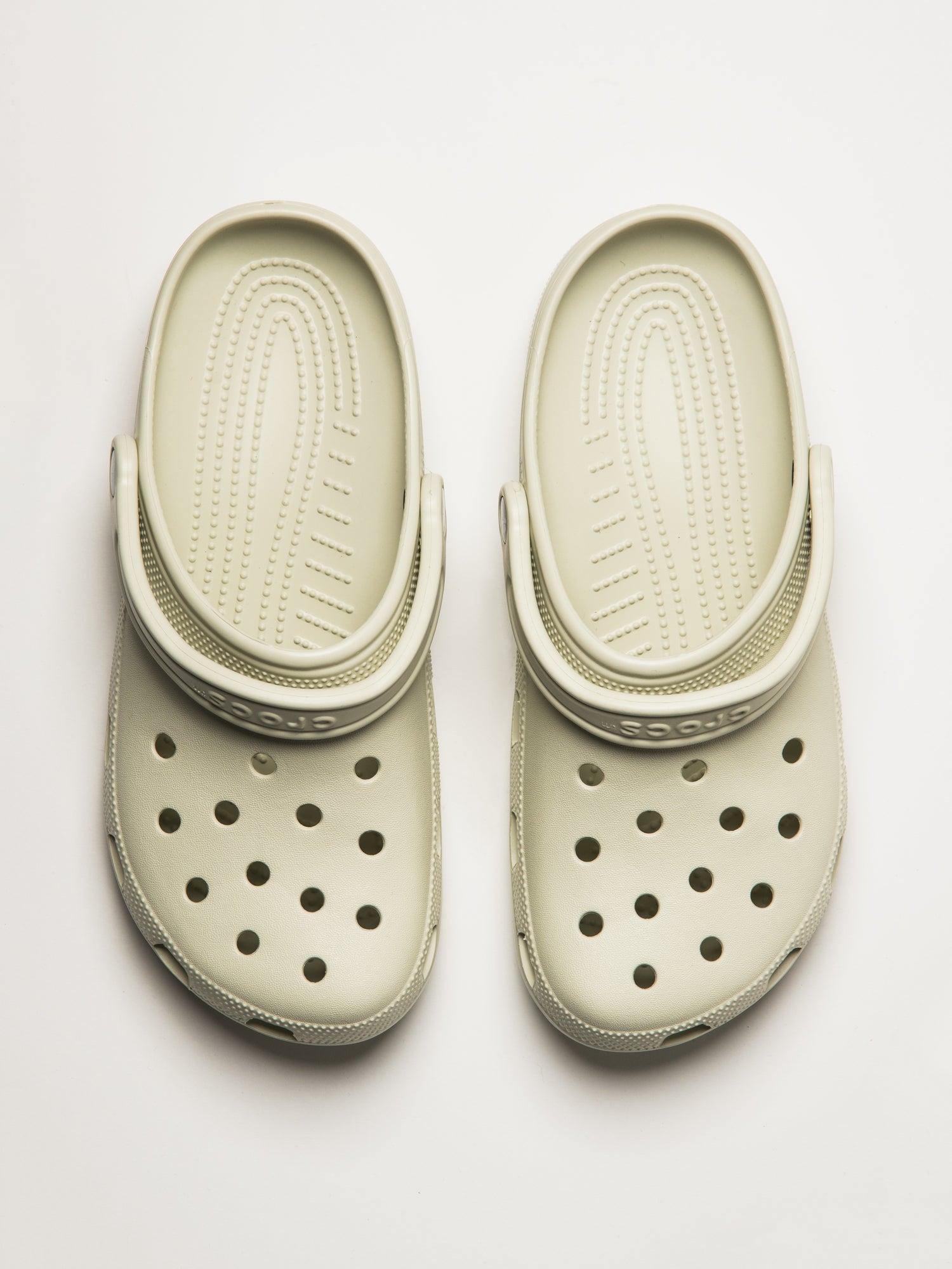 MENS CROCS CLASSIC CLOG - LINEN