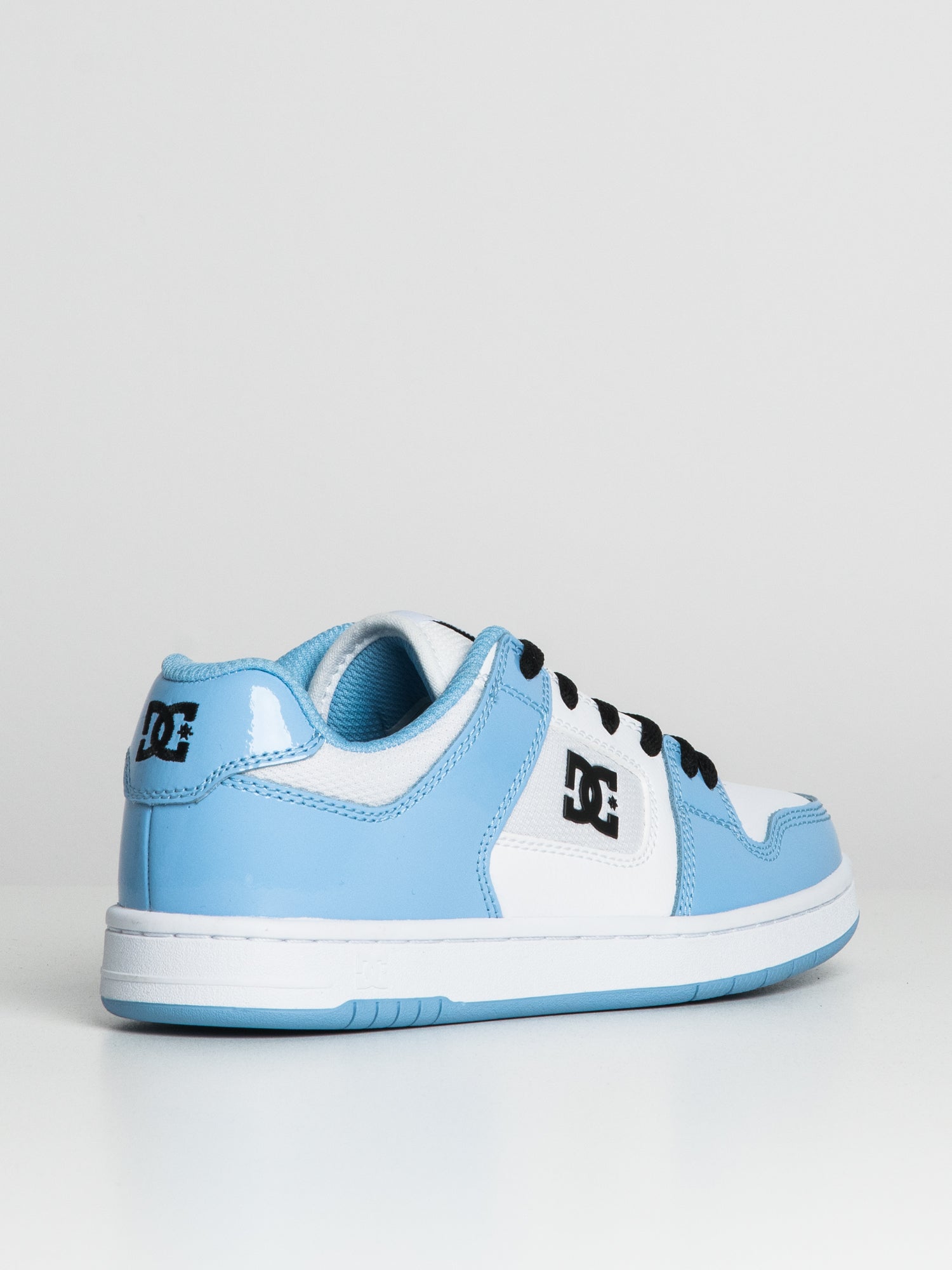 Dc shoes deals womens canada