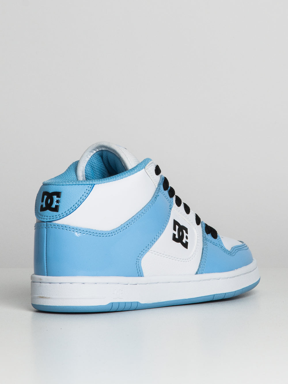 WOMENS DC SHOES MANTECA 4 MID - CLEARANCE