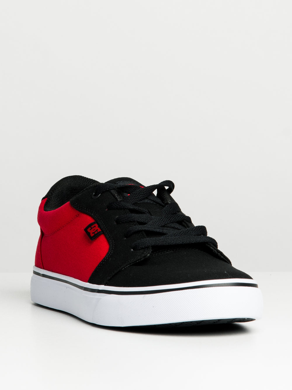 MENS DC SHOES ANVIL SNEAKER - CLEARANCE