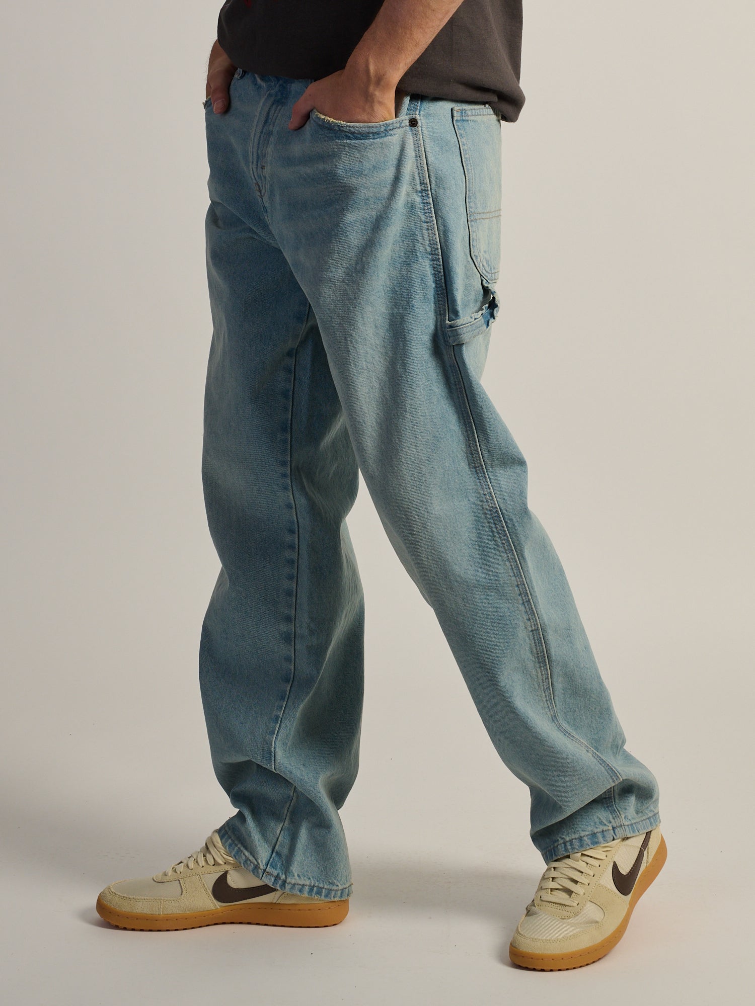 DICKIES WORN-IN CARPENTER JEAN
