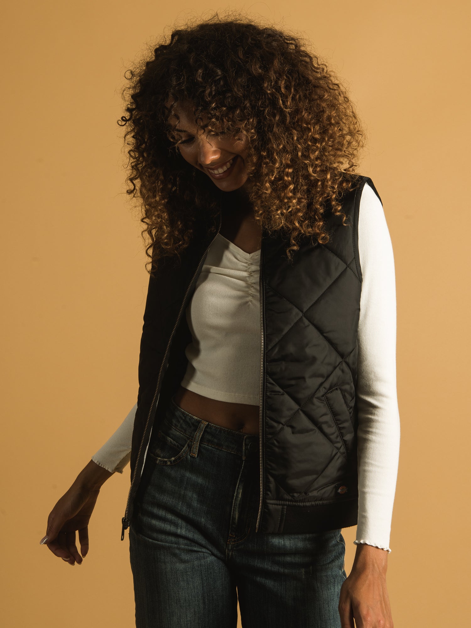 Black quilted vest outlet ladies