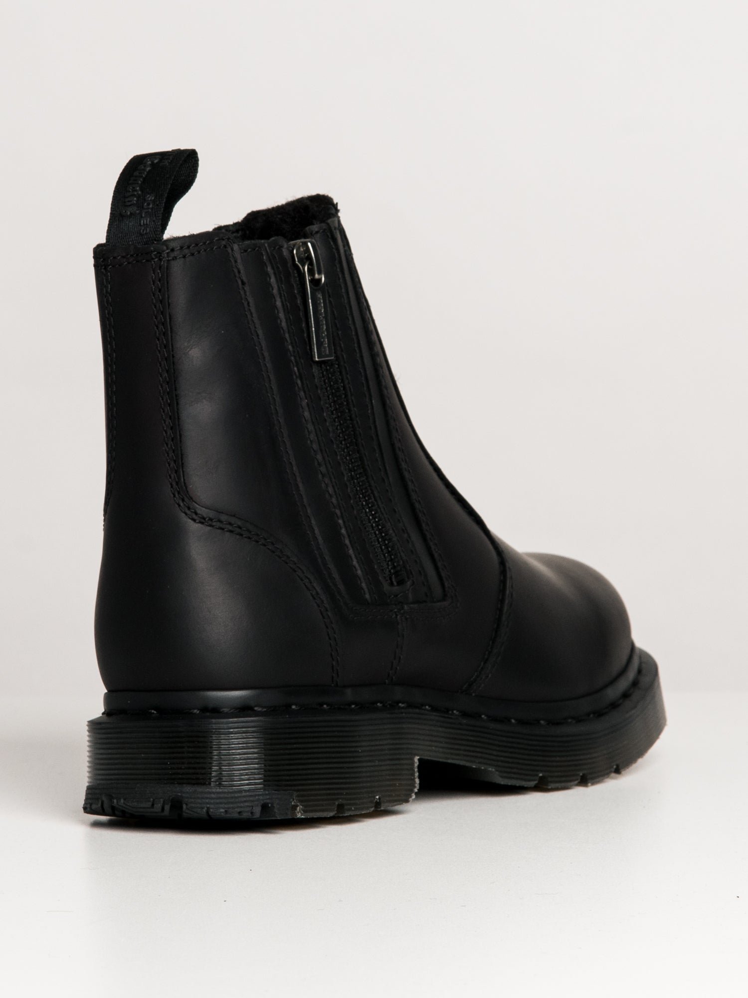 Alyson wintergrip hot sale chelsea boots