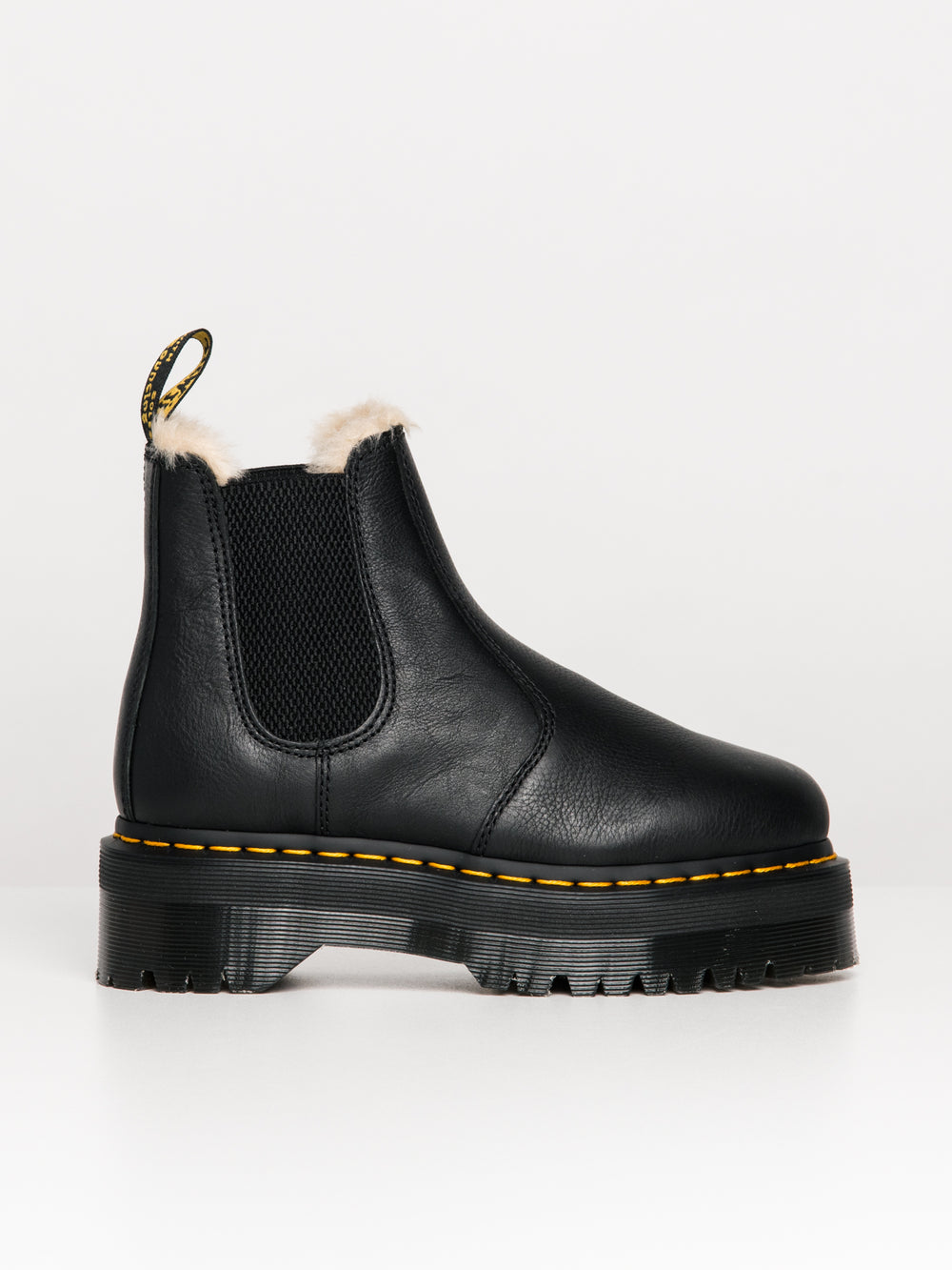 WOMENS DR MARTENS 2976 QUAD FUR LINED BOOT - CLEARANCE
