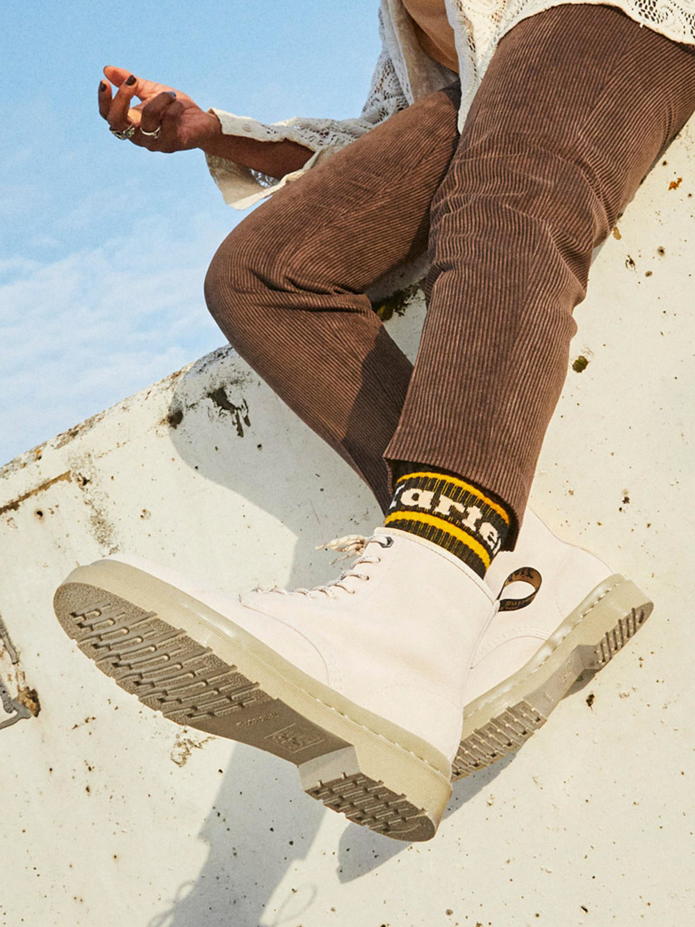 On Feet Dr Marten Chukka Boots MENS DR MARTENS 1460 MILLED NUBUCK